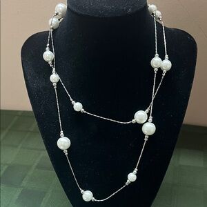 Vintage Silver color and White Pearl Necklace